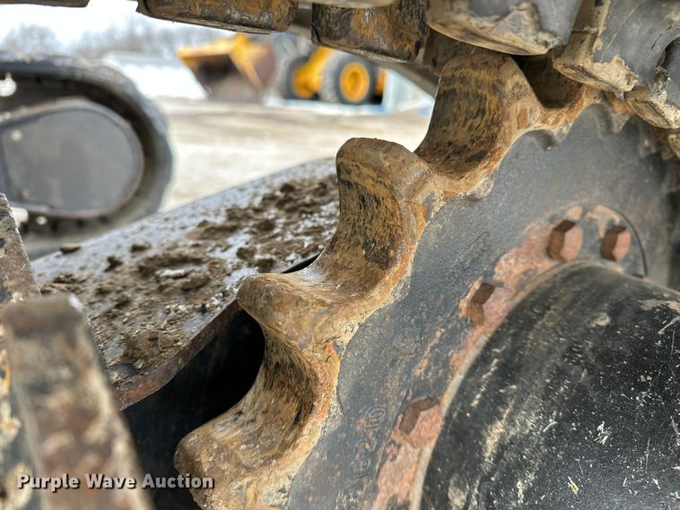 image for item FB3490 2005 Bobcat 435 mini excavator