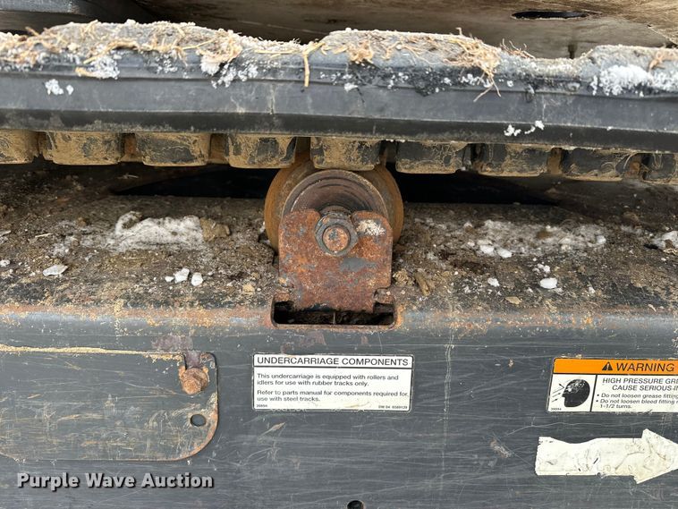 image for item FB3490 2005 Bobcat 435 mini excavator