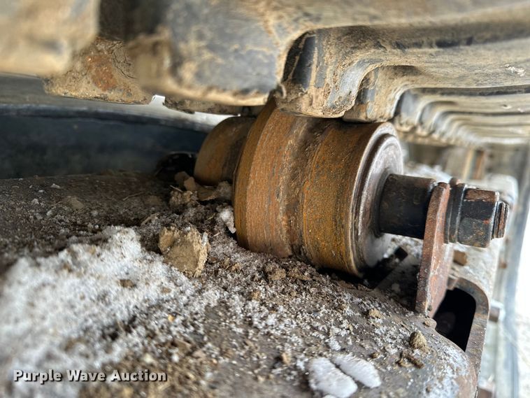 image for item FB3490 2005 Bobcat 435 mini excavator