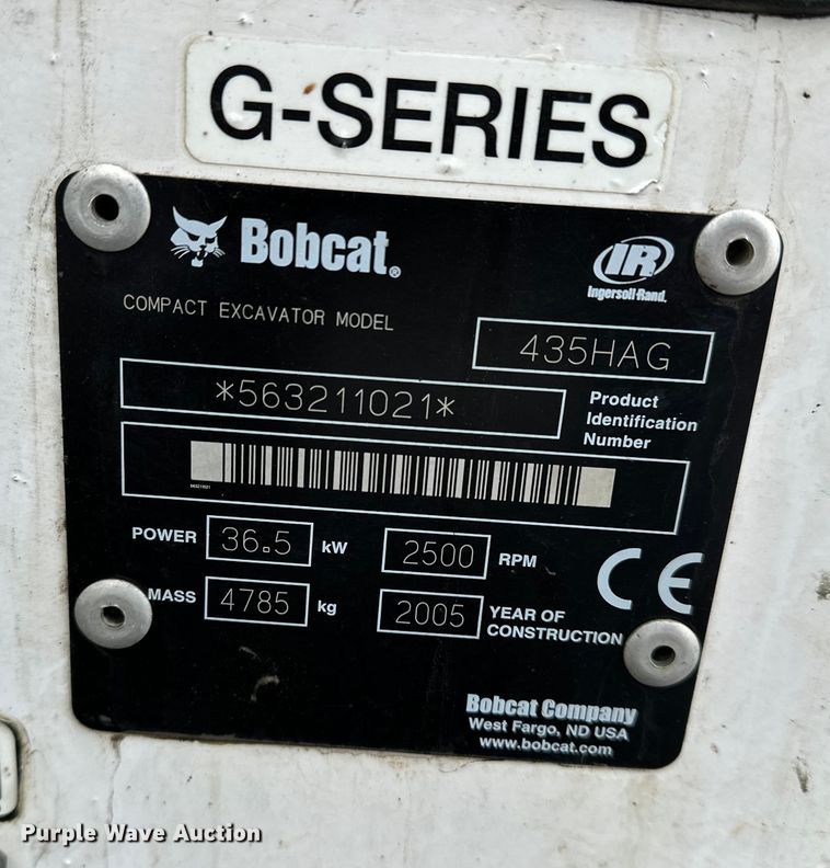 image for item FB3490 2005 Bobcat 435 mini excavator