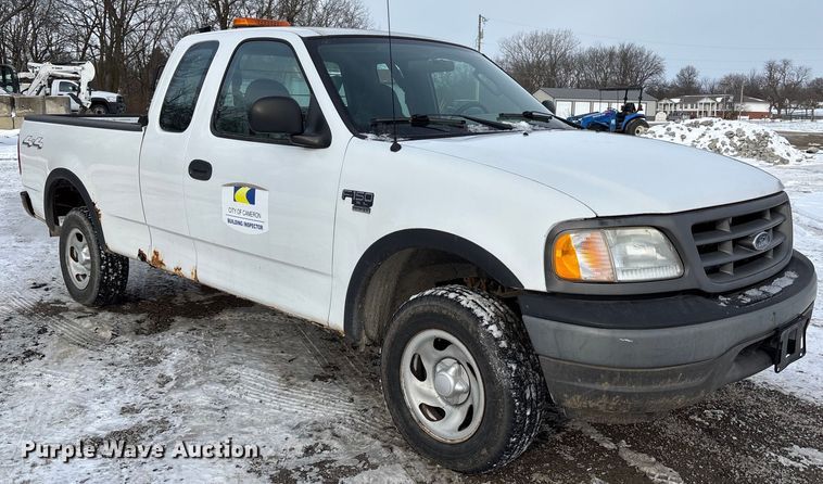 image for item FB3495 2003 Ford F150 Ext. Cab pickup truck
