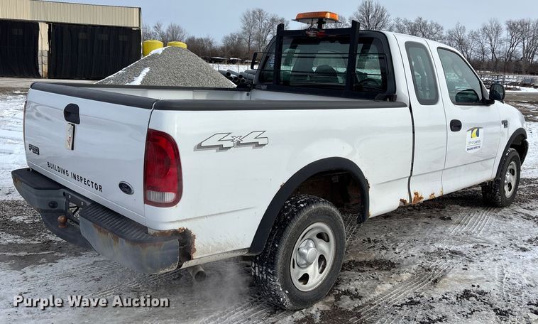image for item FB3495 2003 Ford F150 Ext. Cab pickup truck