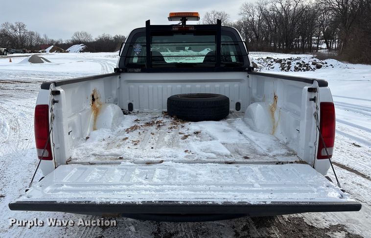 image for item FB3495 2003 Ford F150 Ext. Cab pickup truck