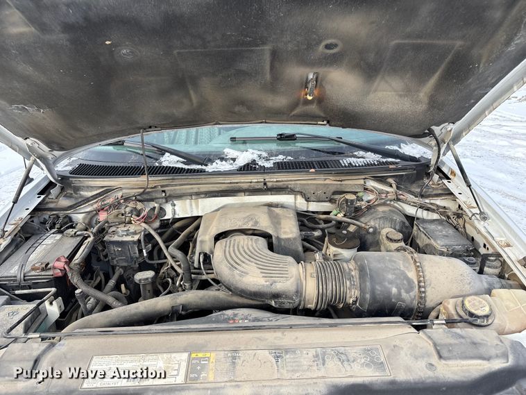 image for item FB3495 2003 Ford F150 Ext. Cab pickup truck