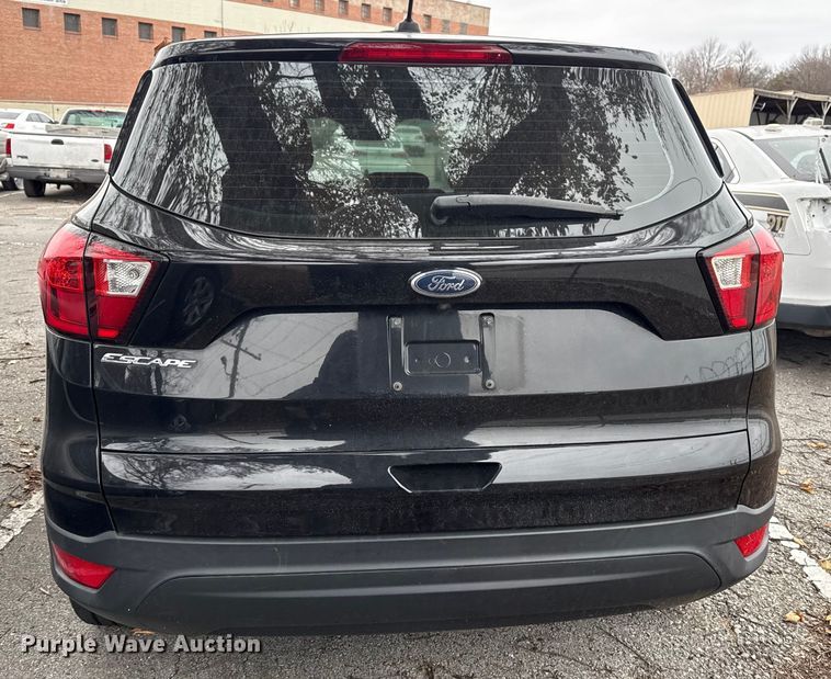 image for item FB8479 2019 Ford Escape SUV