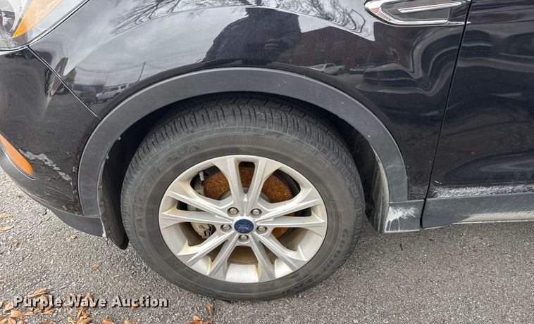 image for item FB8479 2019 Ford Escape SUV