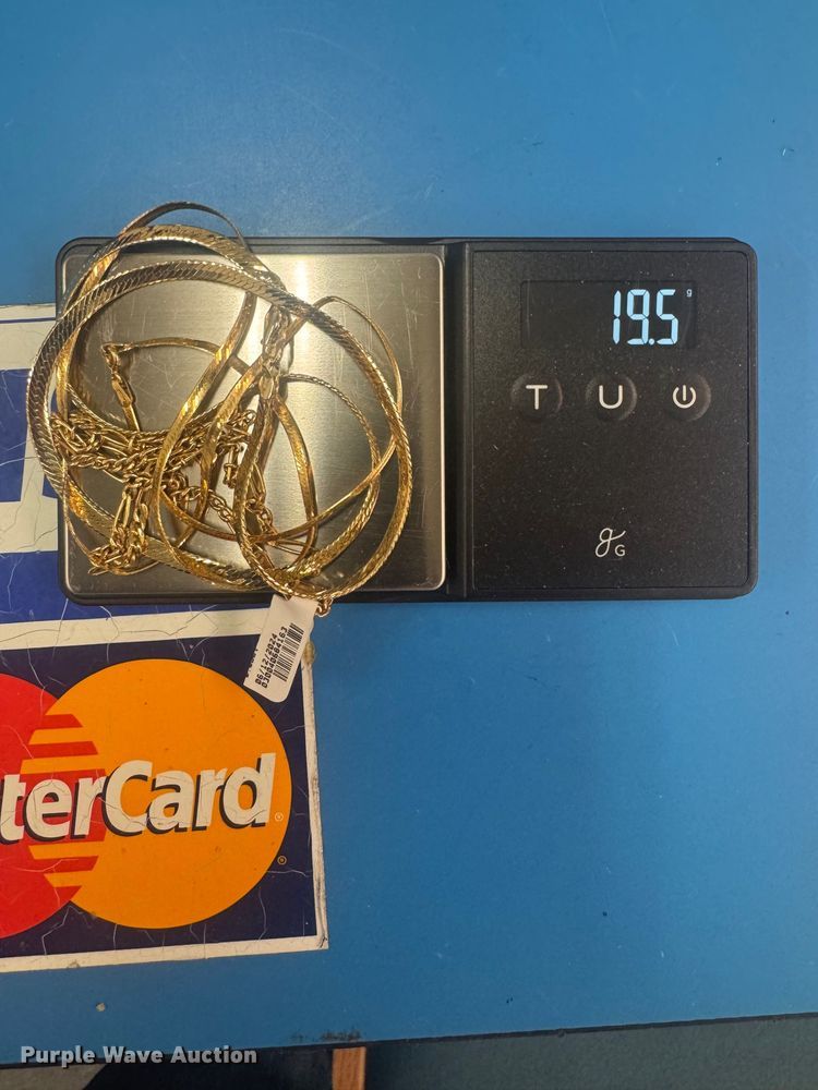 image for item FB8572 (3) 14k gold necklaces 