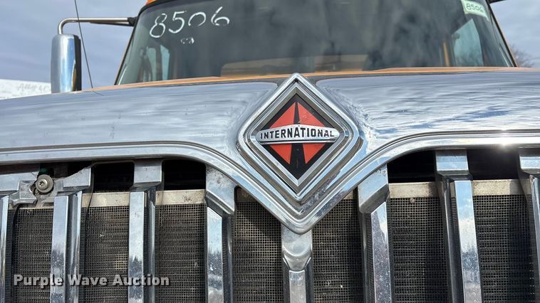 image for item FG0045 2011 International 7500 WorkStar dump truck