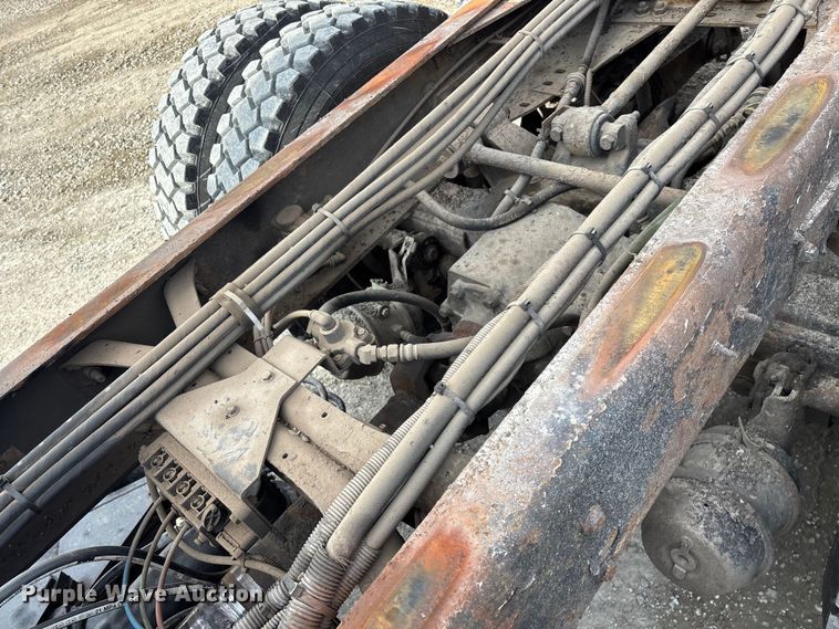 image for item FG0045 2011 International 7500 WorkStar dump truck