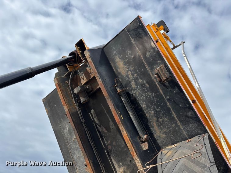 image for item FG0045 2011 International 7500 WorkStar dump truck