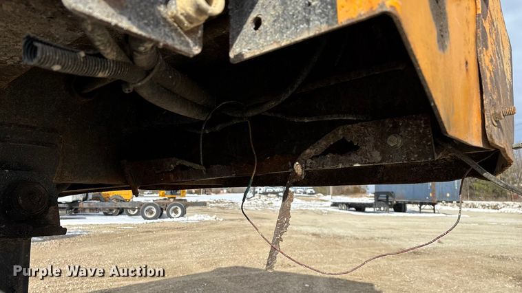 image for item FG0045 2011 International 7500 WorkStar dump truck