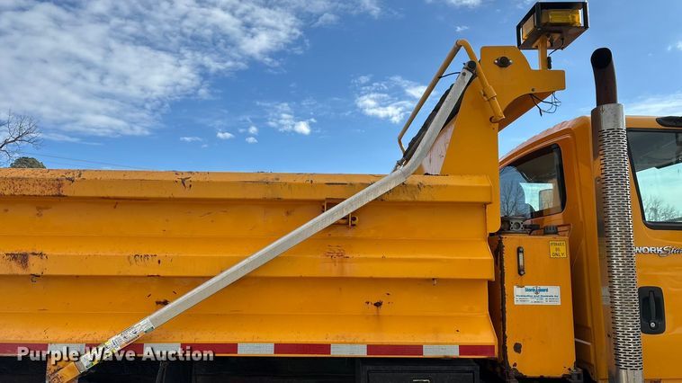 image for item FG0045 2011 International 7500 WorkStar dump truck
