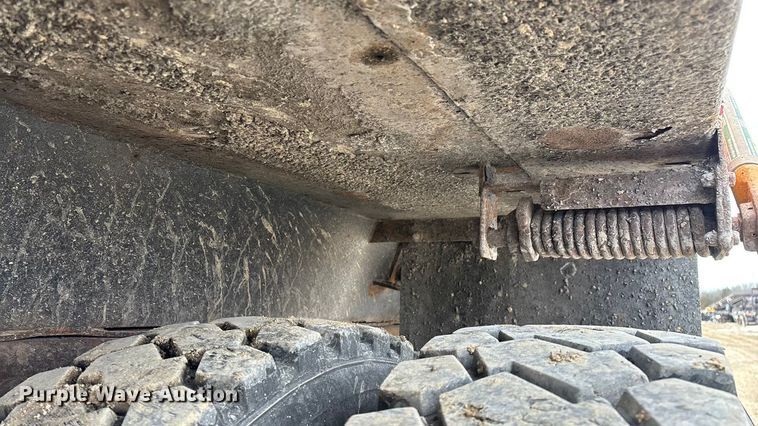 image for item FG0045 2011 International 7500 WorkStar dump truck