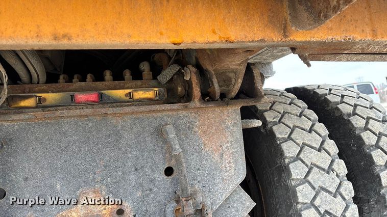 image for item FG0045 2011 International 7500 WorkStar dump truck