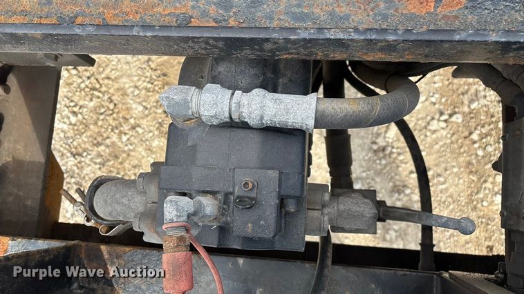 image for item FG0045 2011 International 7500 WorkStar dump truck