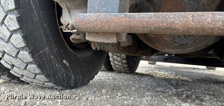 image for item FG0045 2011 International 7500 WorkStar dump truck