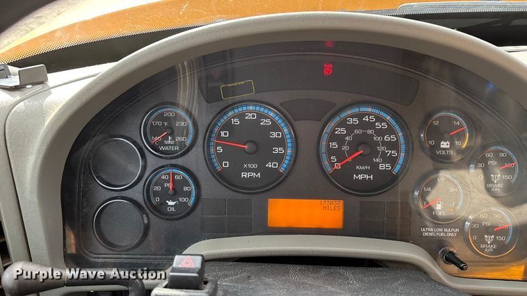 image for item FG0045 2011 International 7500 WorkStar dump truck