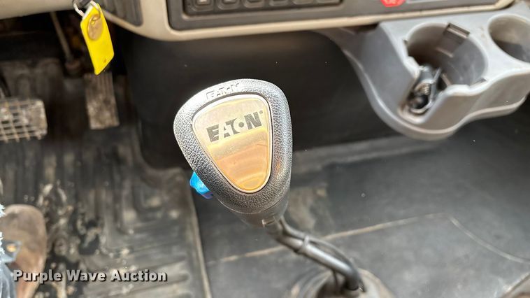 image for item FG0045 2011 International 7500 WorkStar dump truck