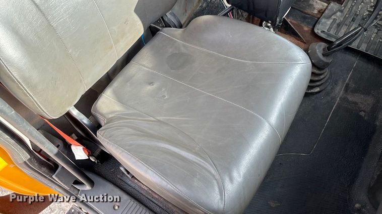 image for item FG0045 2011 International 7500 WorkStar dump truck