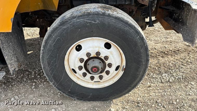 image for item FG0045 2011 International 7500 WorkStar dump truck