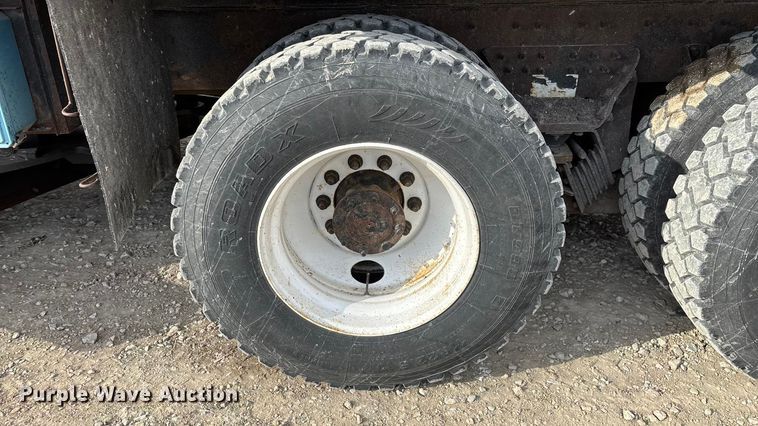 image for item FG0045 2011 International 7500 WorkStar dump truck