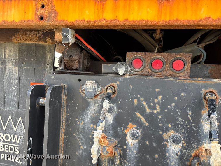 image for item FG0046 2006 International 7400 dump truck