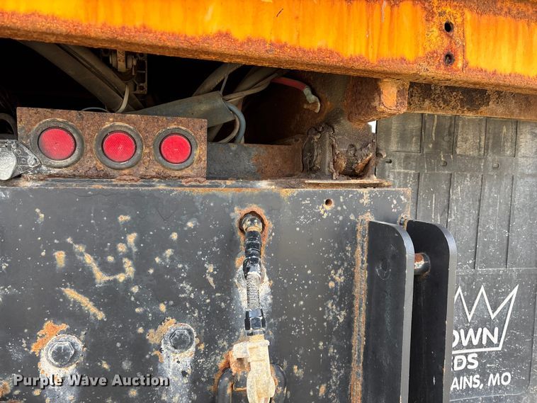 image for item FG0046 2006 International 7400 dump truck