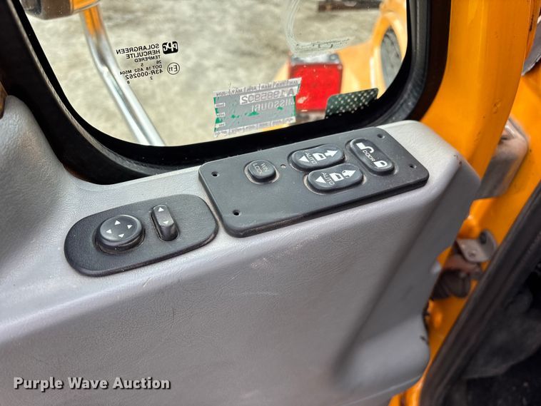 image for item FG0046 2006 International 7400 dump truck