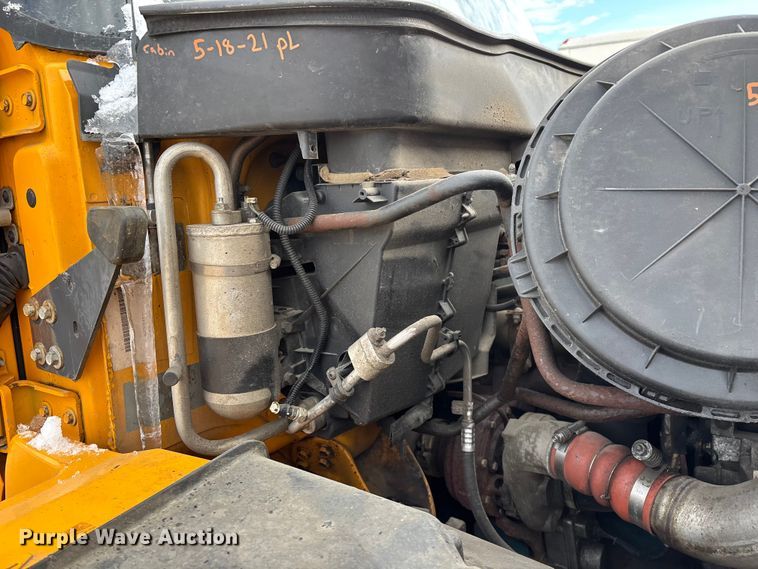 image for item FG0046 2006 International 7400 dump truck