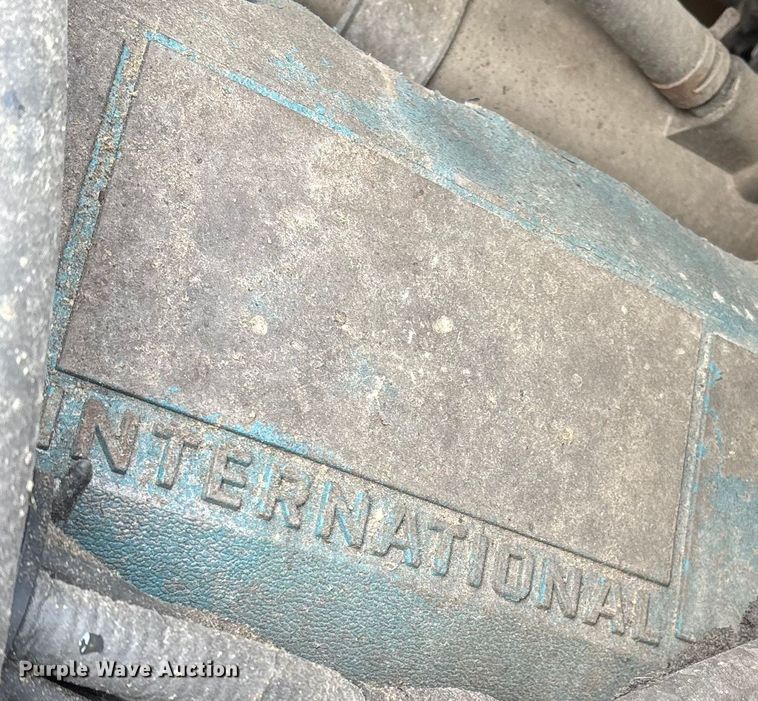 image for item FG0046 2006 International 7400 dump truck