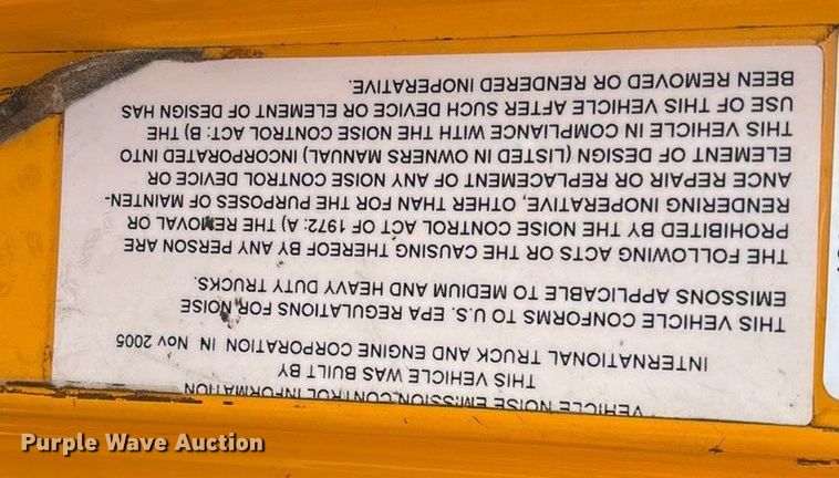 image for item FG0046 2006 International 7400 dump truck