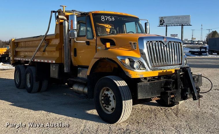 image for item FG0047 2012 International WorkStar 7500 dump truck