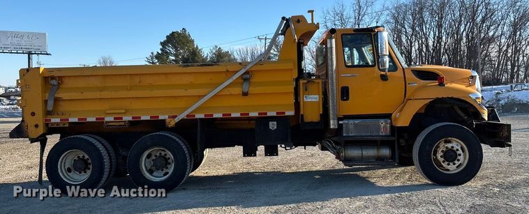 image for item FG0047 2012 International WorkStar 7500 dump truck