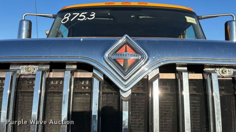 image for item FG0047 2012 International WorkStar 7500 dump truck