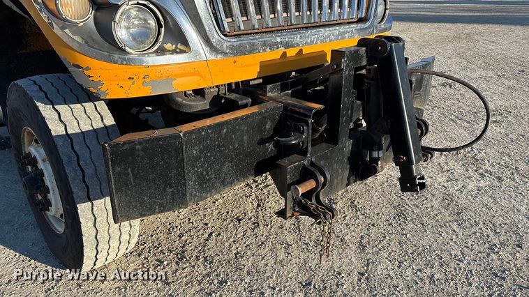 image for item FG0047 2012 International WorkStar 7500 dump truck