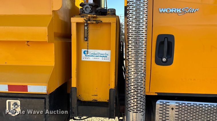 image for item FG0047 2012 International WorkStar 7500 dump truck