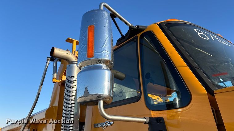 image for item FG0047 2012 International WorkStar 7500 dump truck