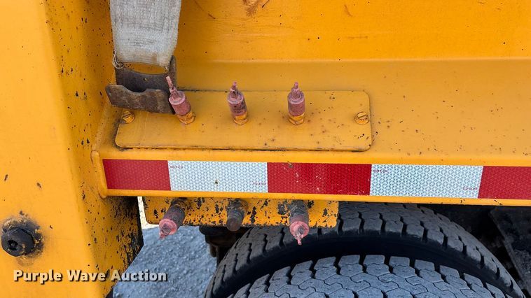 image for item FG0047 2012 International WorkStar 7500 dump truck