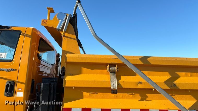 image for item FG0047 2012 International WorkStar 7500 dump truck