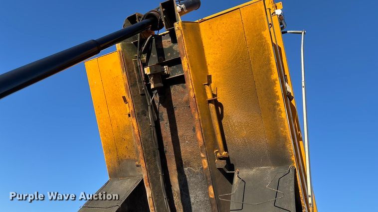 image for item FG0047 2012 International WorkStar 7500 dump truck