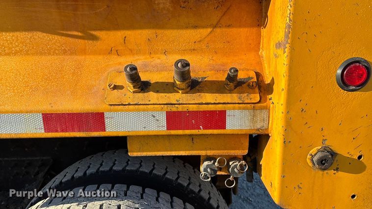 image for item FG0047 2012 International WorkStar 7500 dump truck