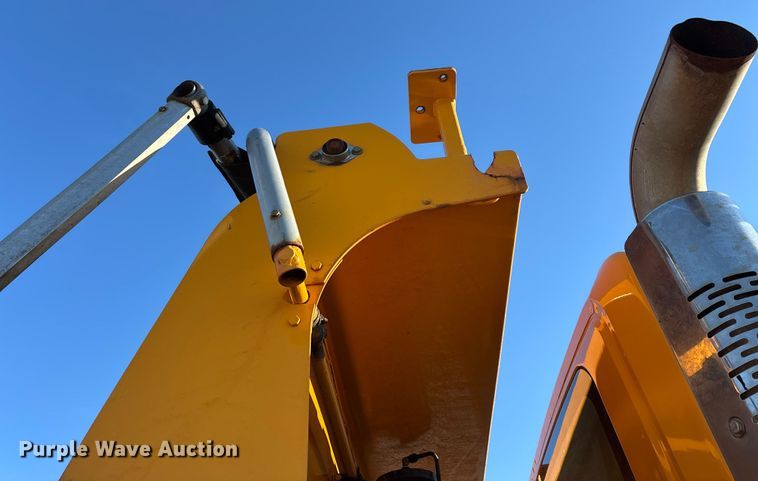 image for item FG0047 2012 International WorkStar 7500 dump truck