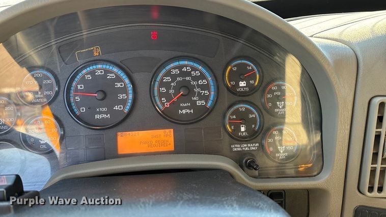 image for item FG0047 2012 International WorkStar 7500 dump truck