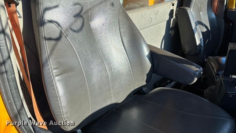 image for item FG0047 2012 International WorkStar 7500 dump truck