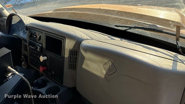 image for item FG0047 2012 International WorkStar 7500 dump truck