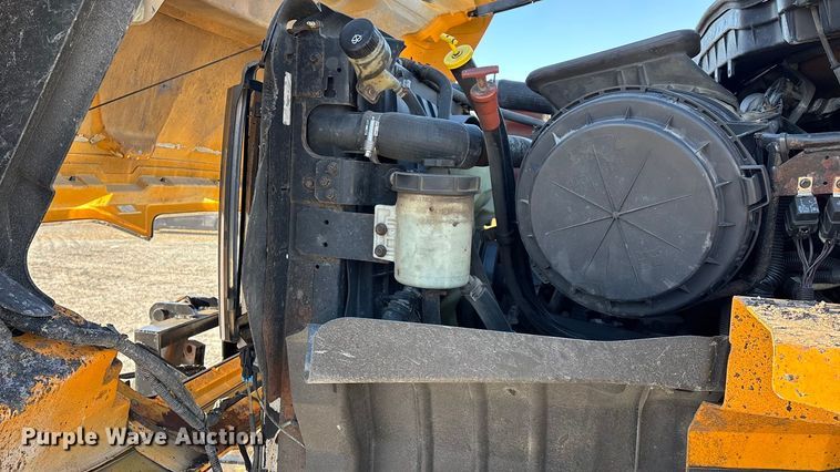 image for item FG0047 2012 International WorkStar 7500 dump truck