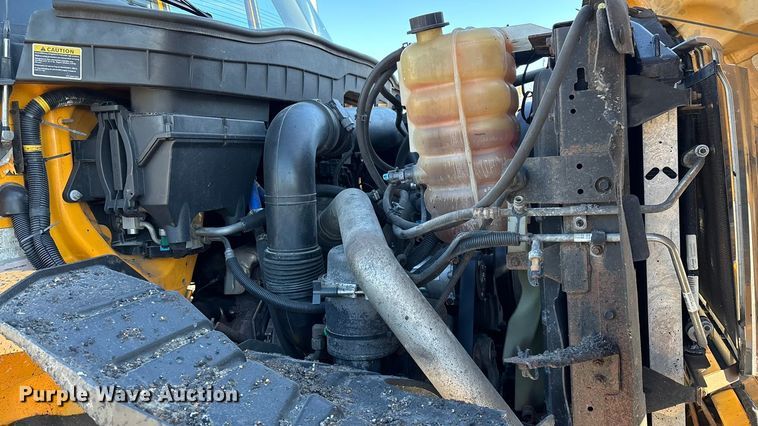 image for item FG0047 2012 International WorkStar 7500 dump truck