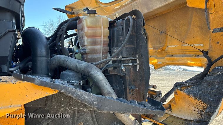 image for item FG0047 2012 International WorkStar 7500 dump truck