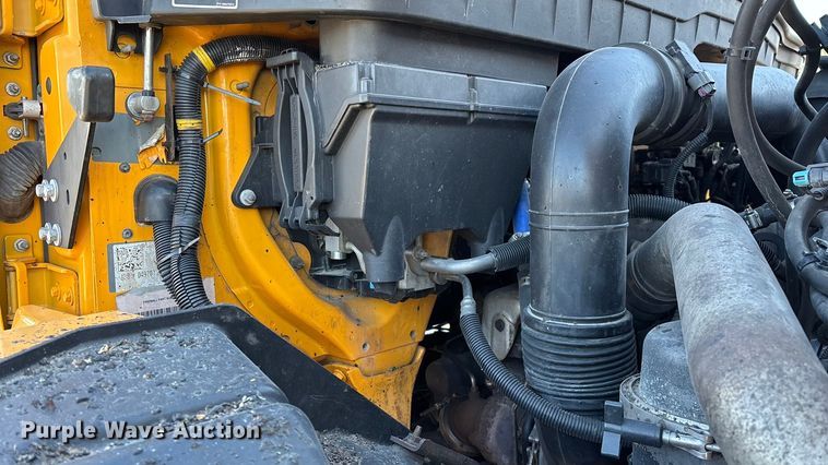 image for item FG0047 2012 International WorkStar 7500 dump truck