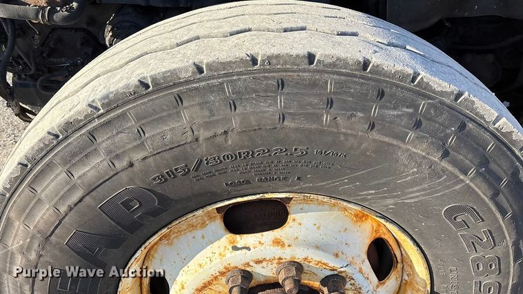 image for item FG0047 2012 International WorkStar 7500 dump truck